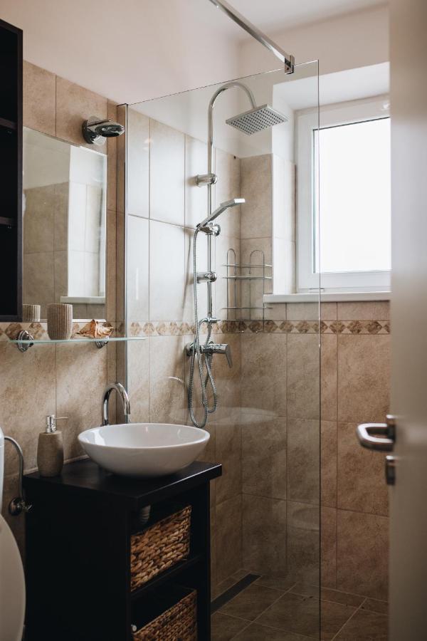 Magas-Lak Apartman Eger Zewnętrze zdjęcie