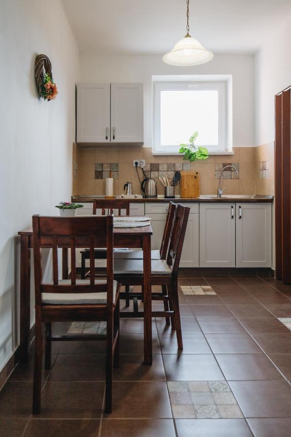 Magas-Lak Apartman Eger Zewnętrze zdjęcie